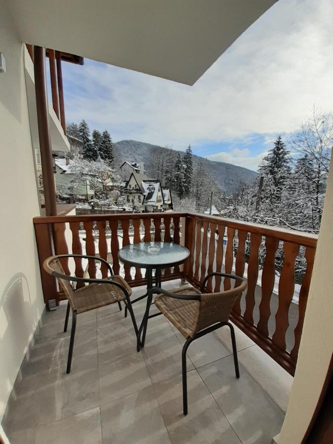 Lanobila Hotel Sinaia Exterior foto