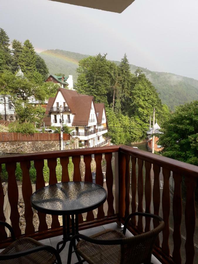 Lanobila Hotel Sinaia Exterior foto